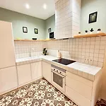 Piso Reformado Con Historia En Cada Rincon-vive Xiv * Zaragoza
