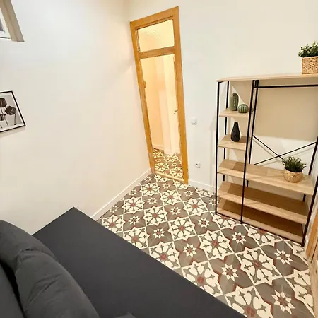 Piso Reformado Con Historia En Cada Rincon-vive Xiv Saragozza